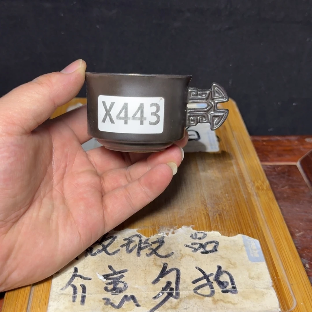 微瑕疵介意勿拍陶瓷器皿H168