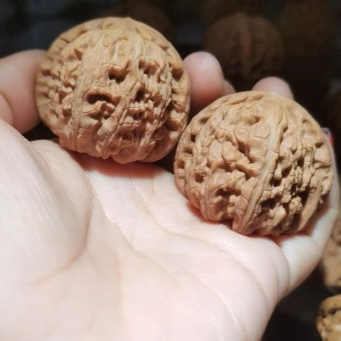 猴头核桃吊坠爱***人42白狮子