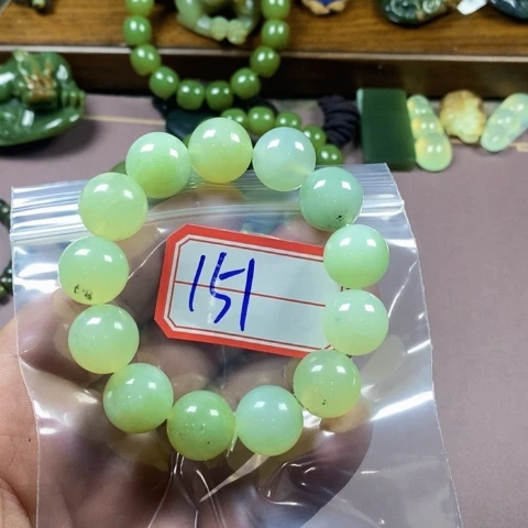 未镶嵌蛇纹石玉手链
