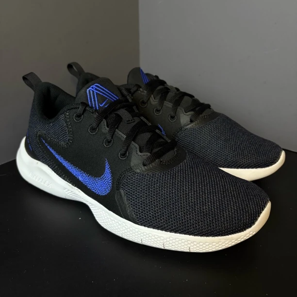 95新 maje 41码 Flex Experience RN 10 跑鞋 低帮 黑蓝色 无盒