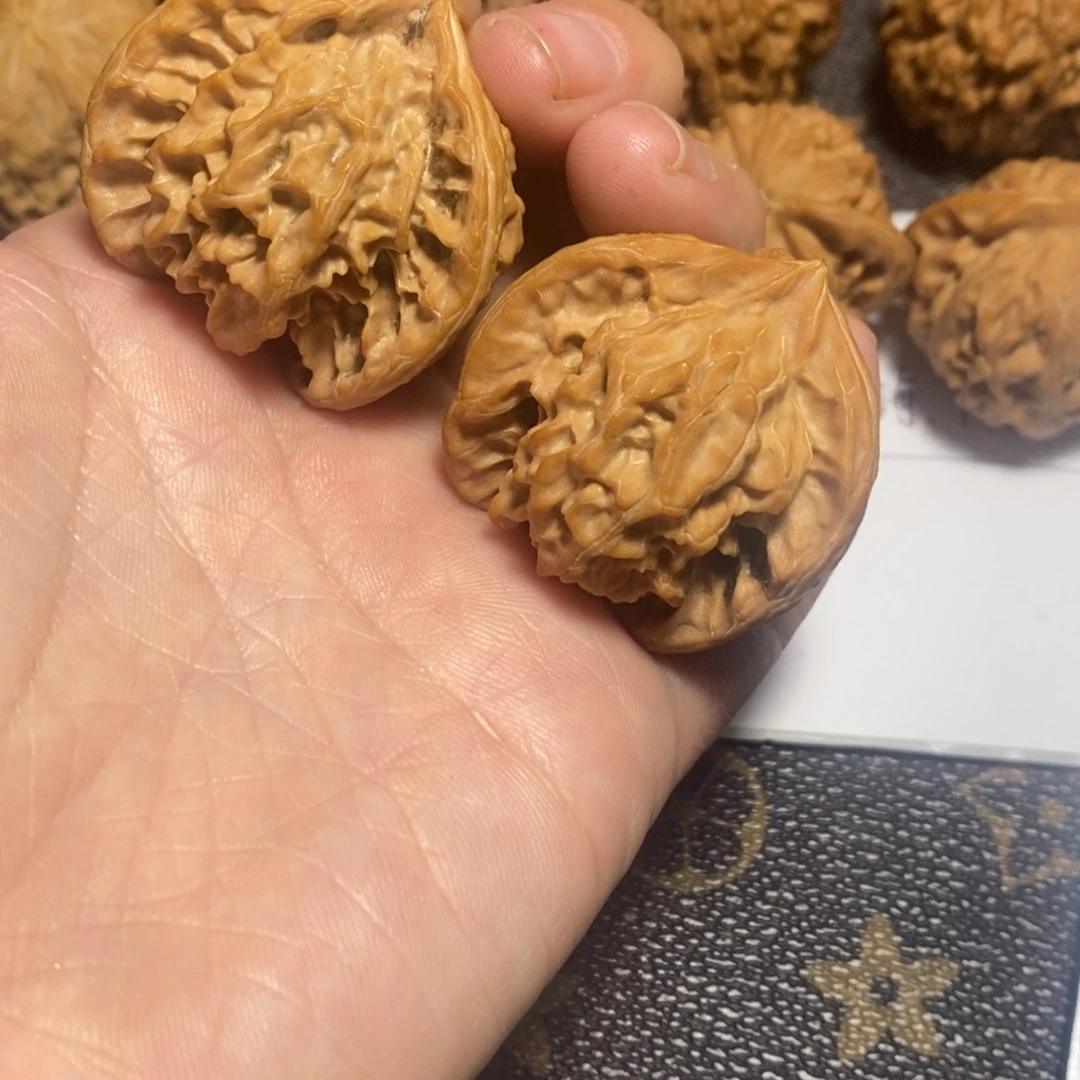 吊坠文玩核桃盘山三棱39
