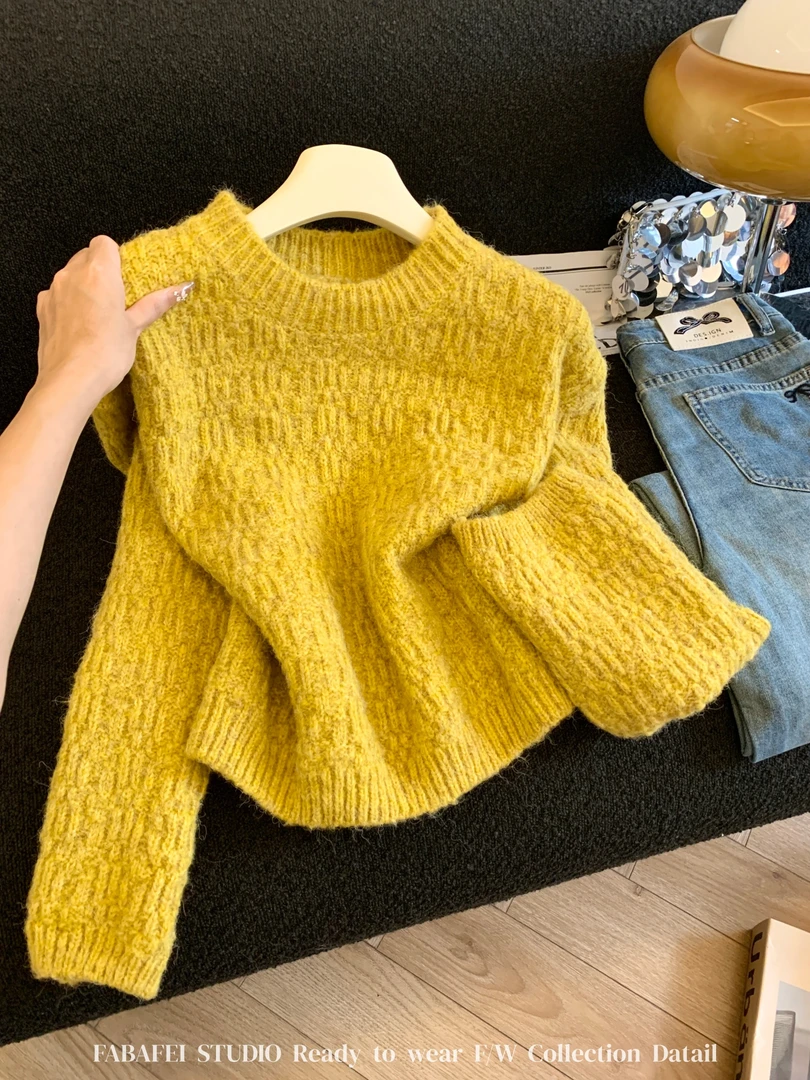 慵懒风黄色软糯加厚圆领秋冬针织毛衣女上衣