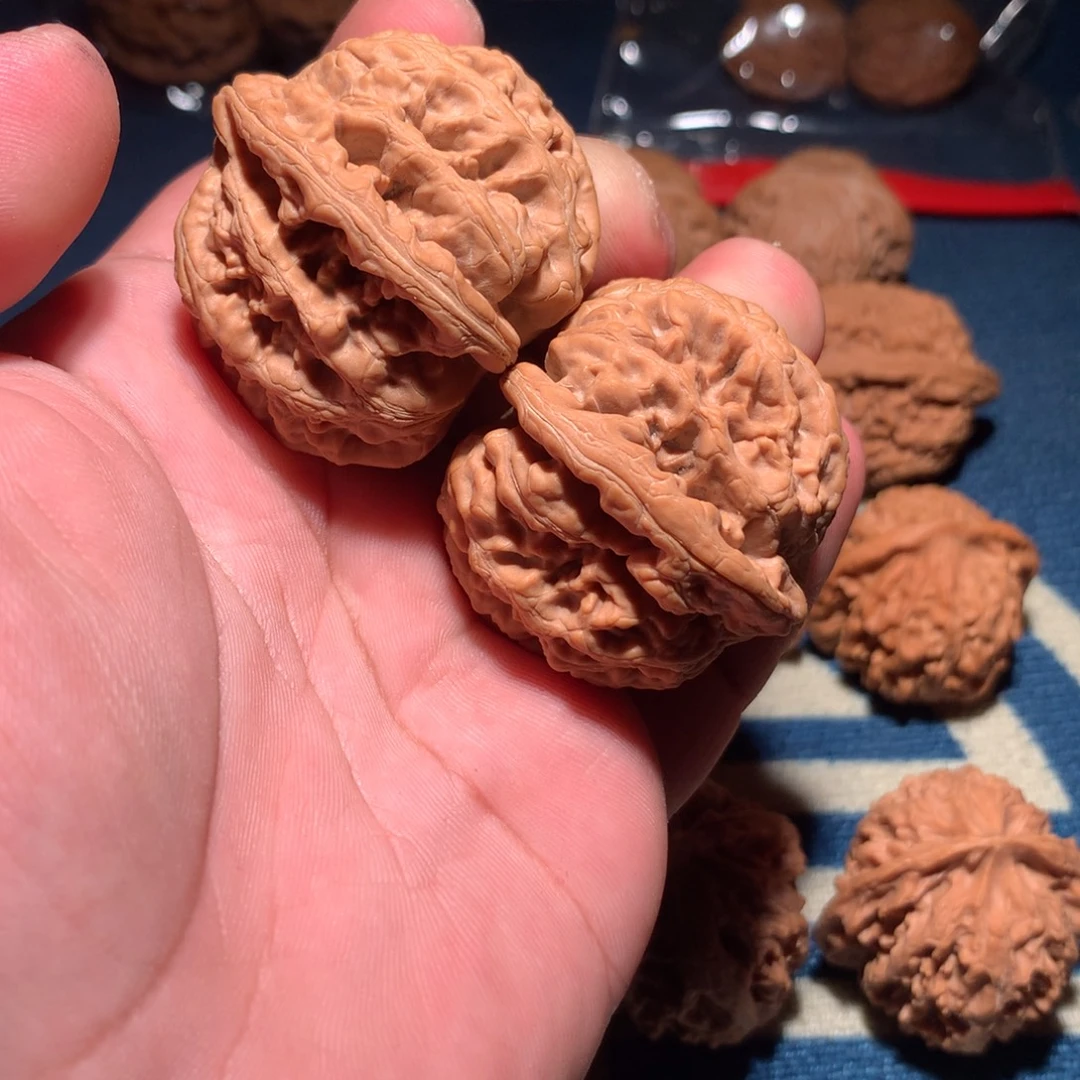 爱***子吊坠文玩核桃粗筋