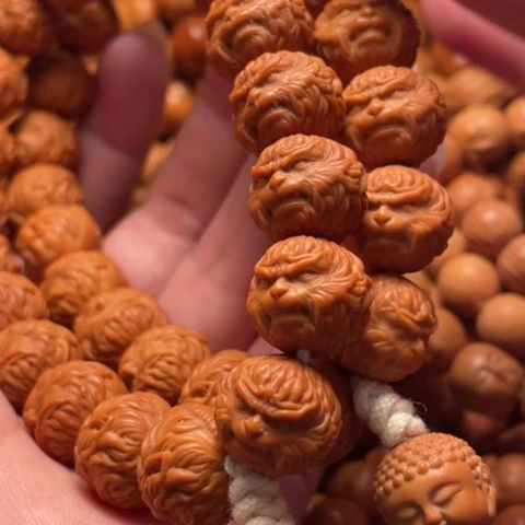 猴头核桃手串半**间舞台