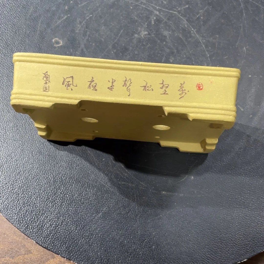 紫砂花盆紫砂花盆在这里
