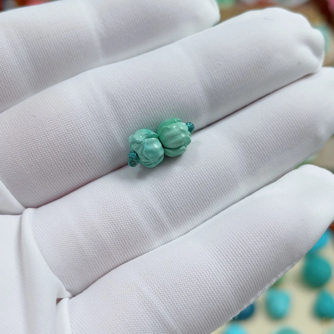 未镶嵌绿松石珠宝奇石