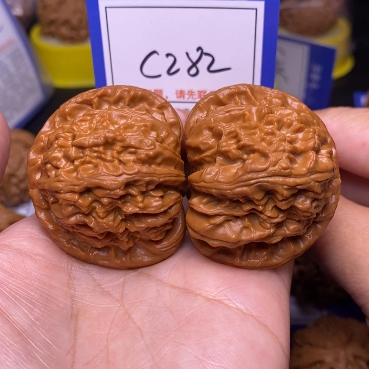 文玩核桃把件45全品白狮子c282