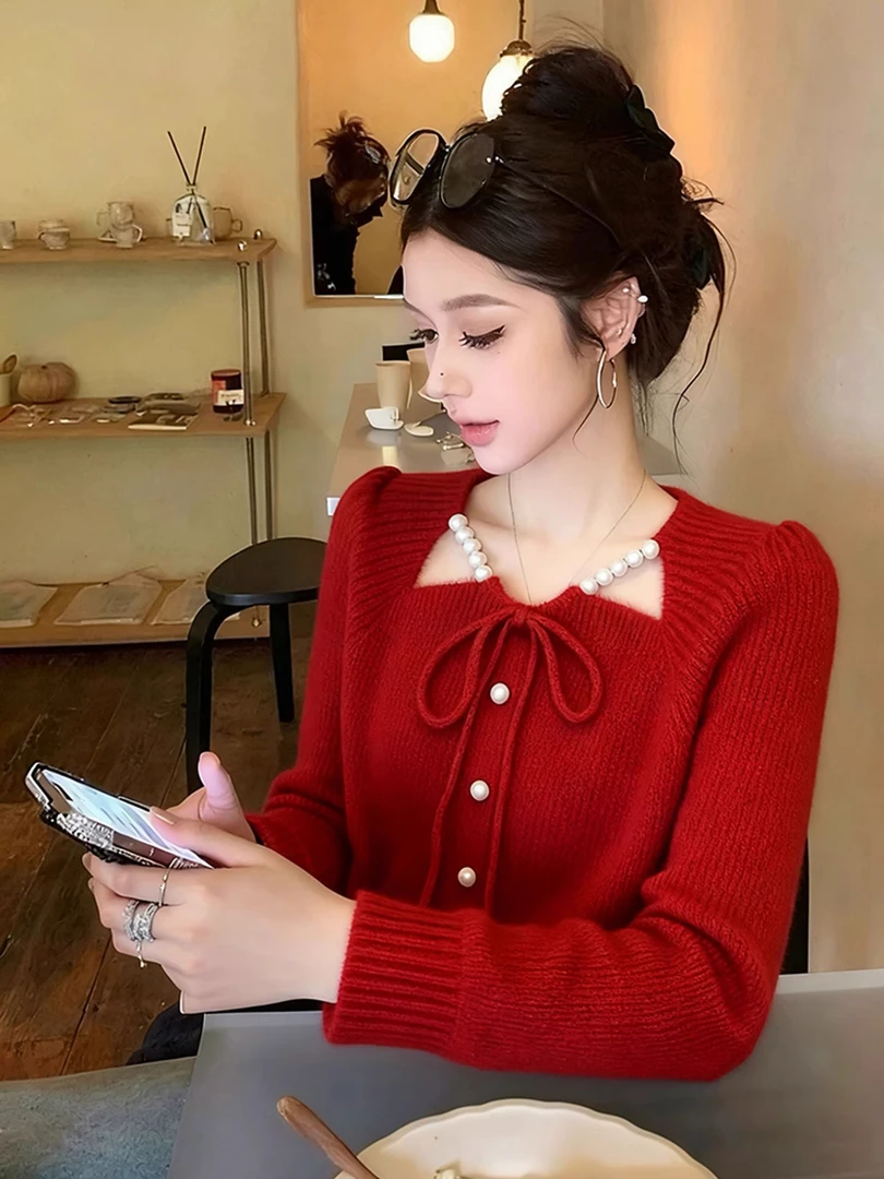 红色针织上衣女士冬季内搭高端独特漂亮减龄巨好看气质小香风毛衣