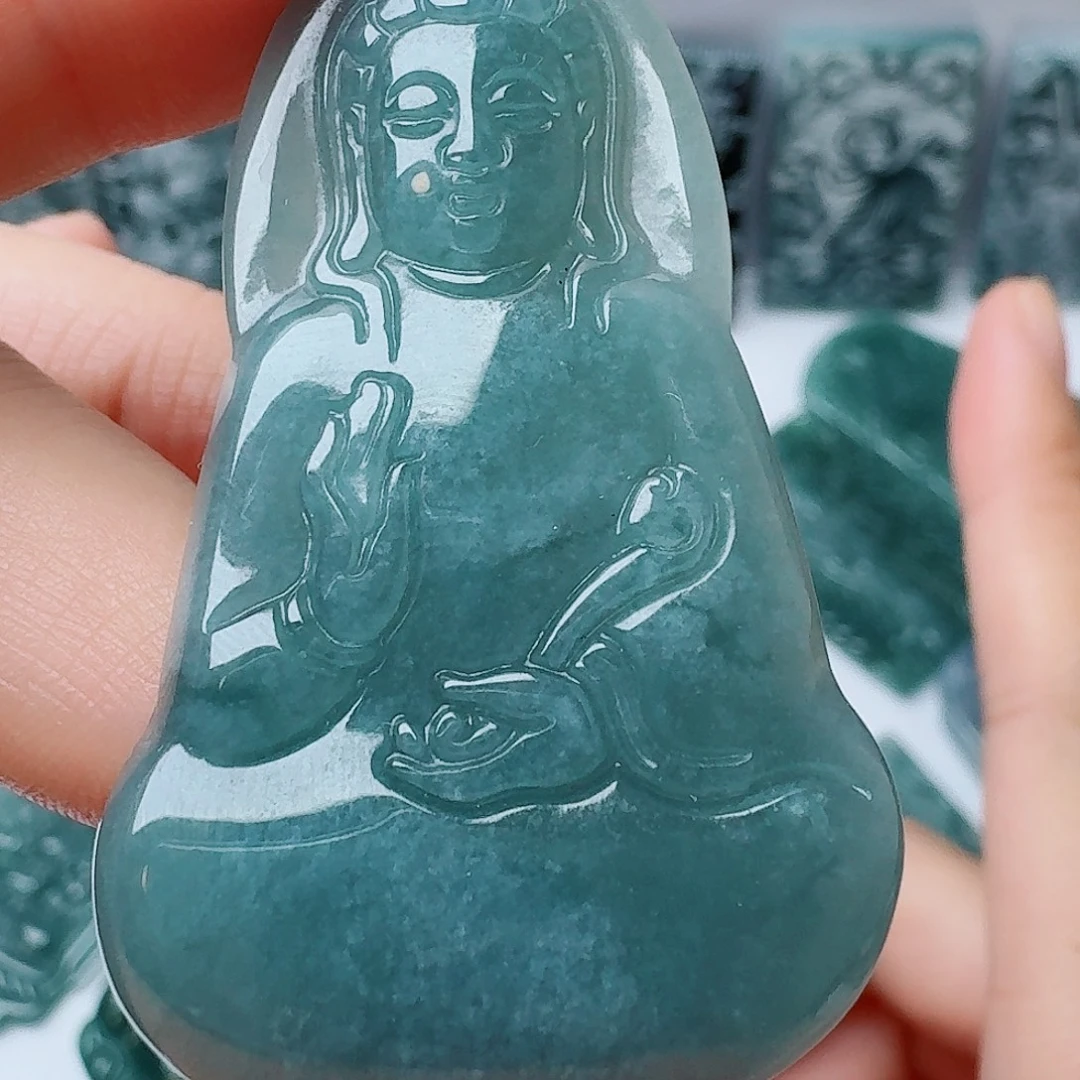 翡翠未镶嵌颈饰111