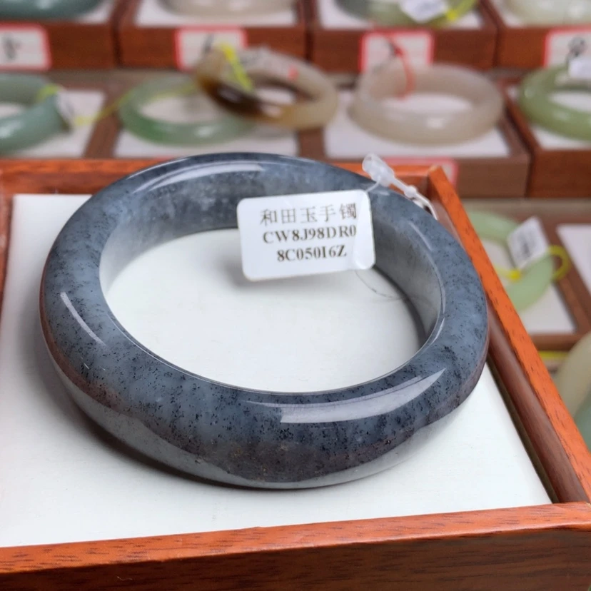 【闪购商品】和田玉手镯未镶嵌