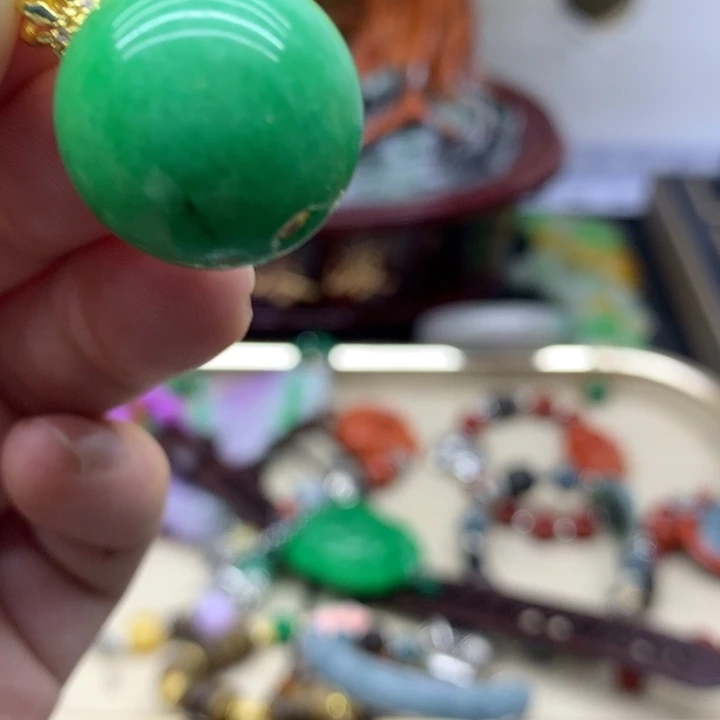 翡翠未镶嵌颈饰吊坠