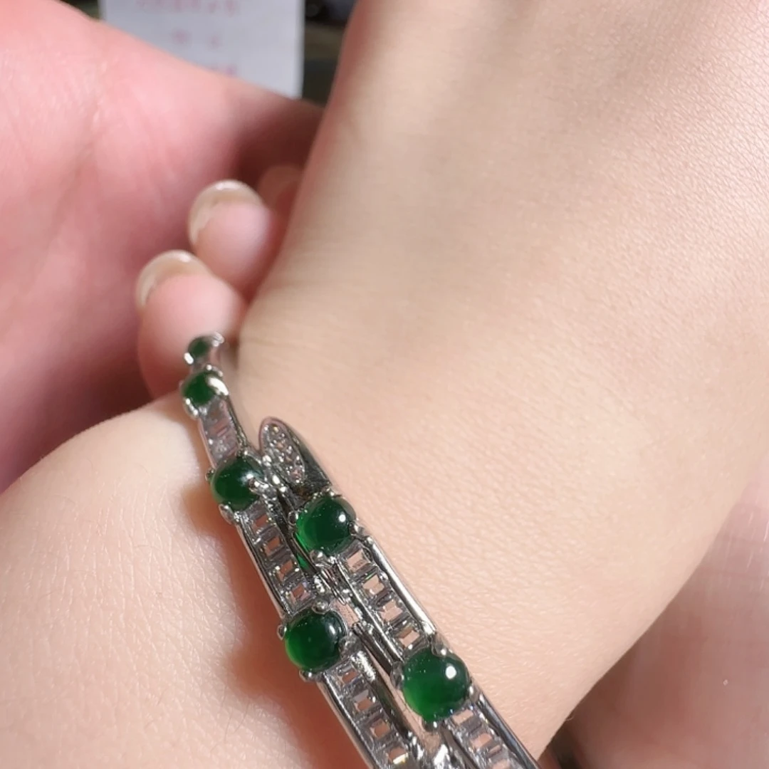 吊坠(不含链)未镶嵌翡翠翡翠