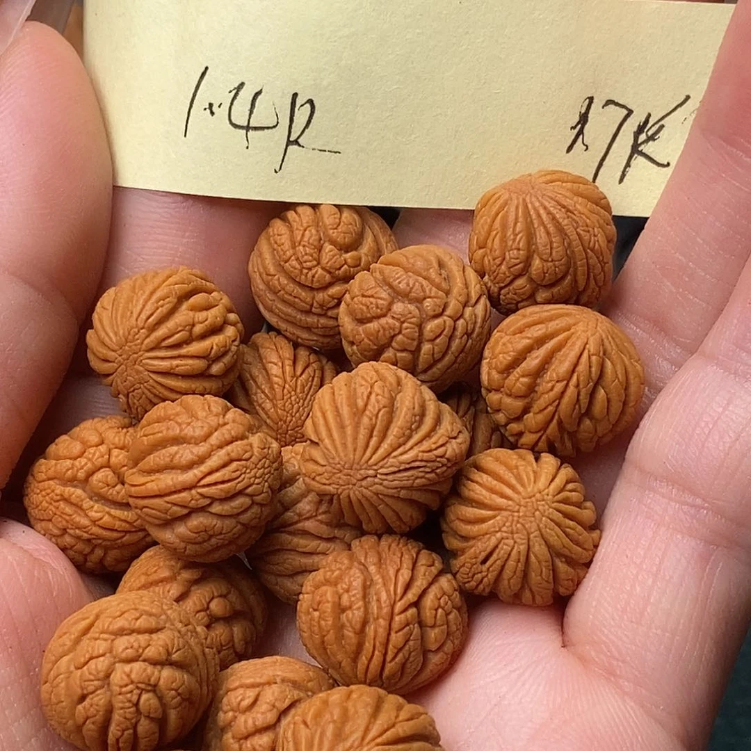 吊坠桃核秦岭龙纹桃核1