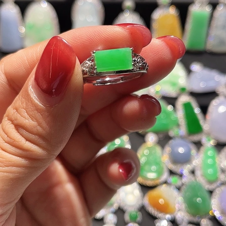 翡翠银S925镶嵌颈饰