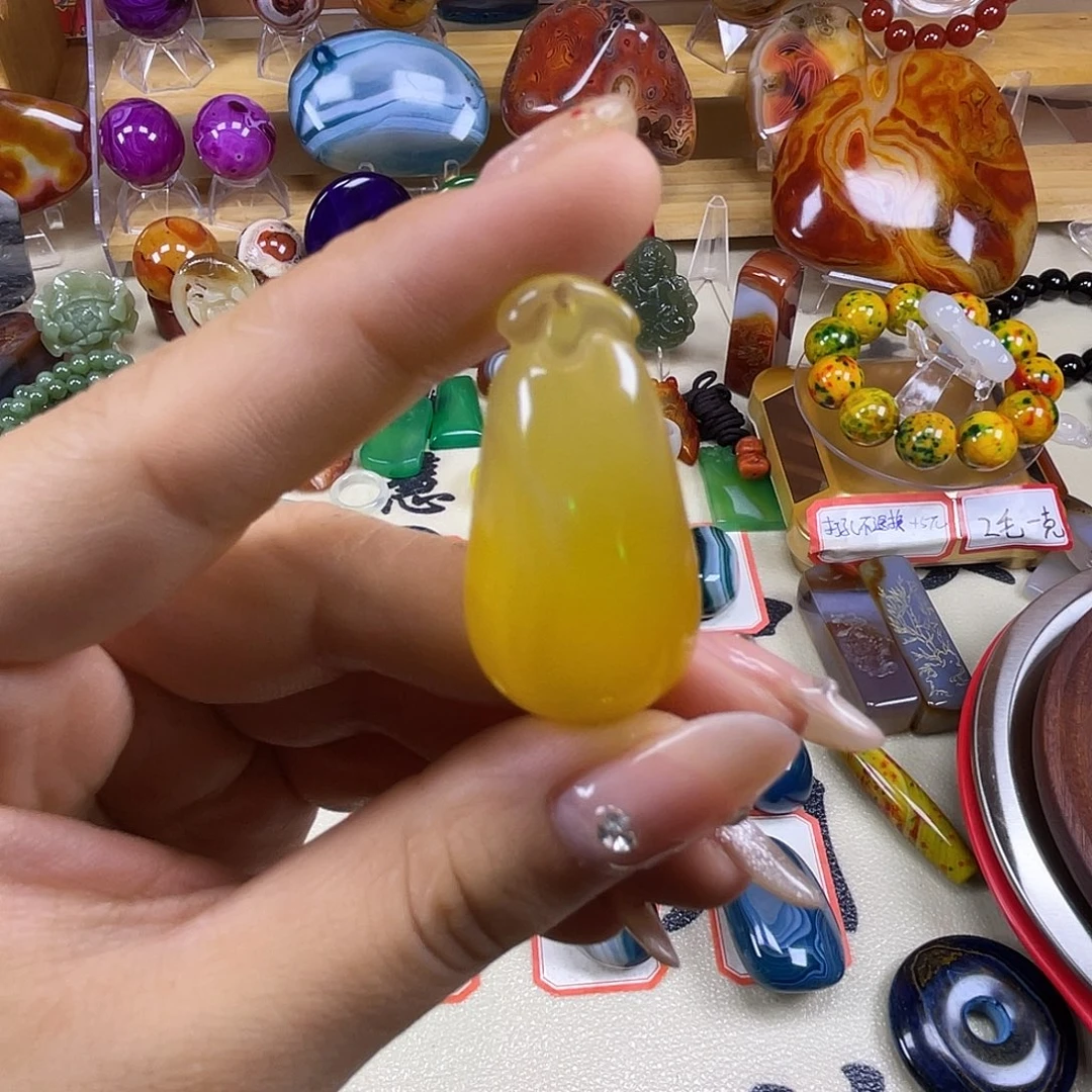 未镶嵌玛瑙/玉髓珠宝奇石