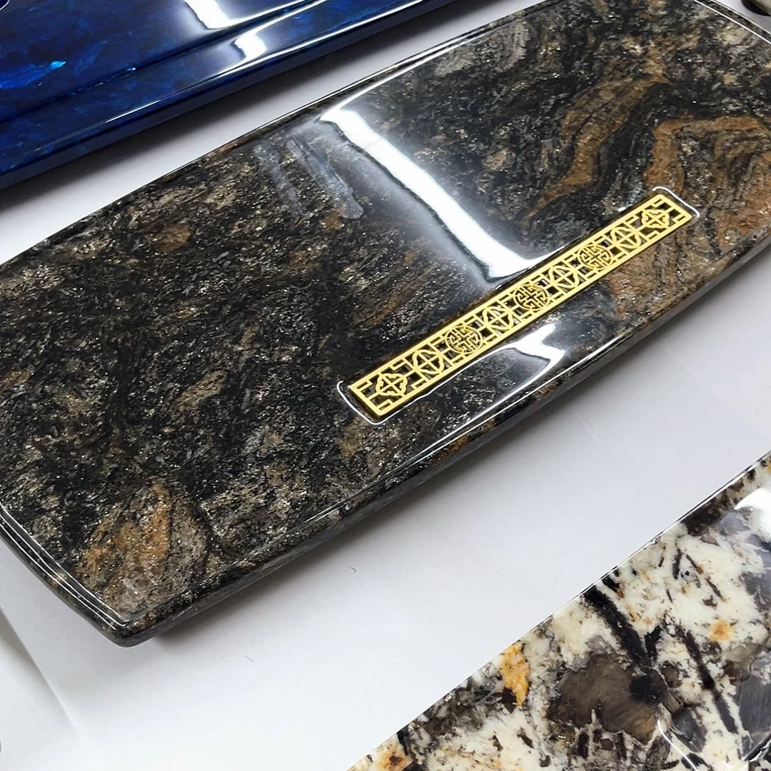 铂金钻茶盘湿泡天然奢石
