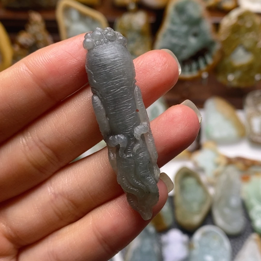 定制翡翠未镶嵌翡翠