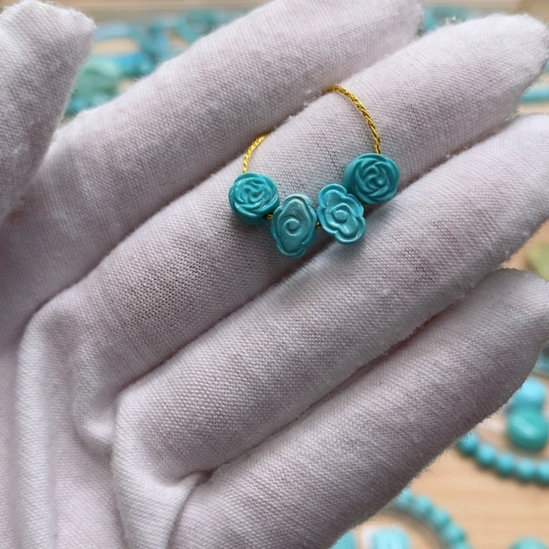 绿松石未镶嵌珠宝奇石