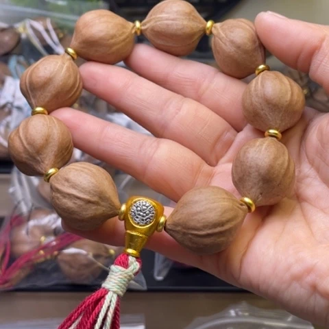 K***I手串/手链橄榄核2.2/108