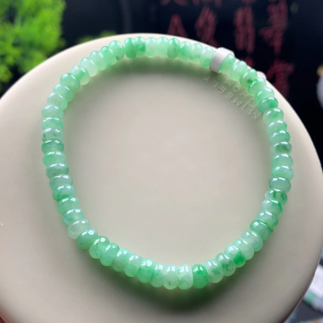 翡翠未镶嵌手链卡5.5