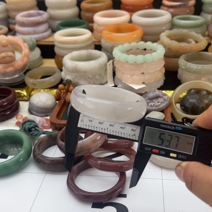 石英岩玉合金手镯