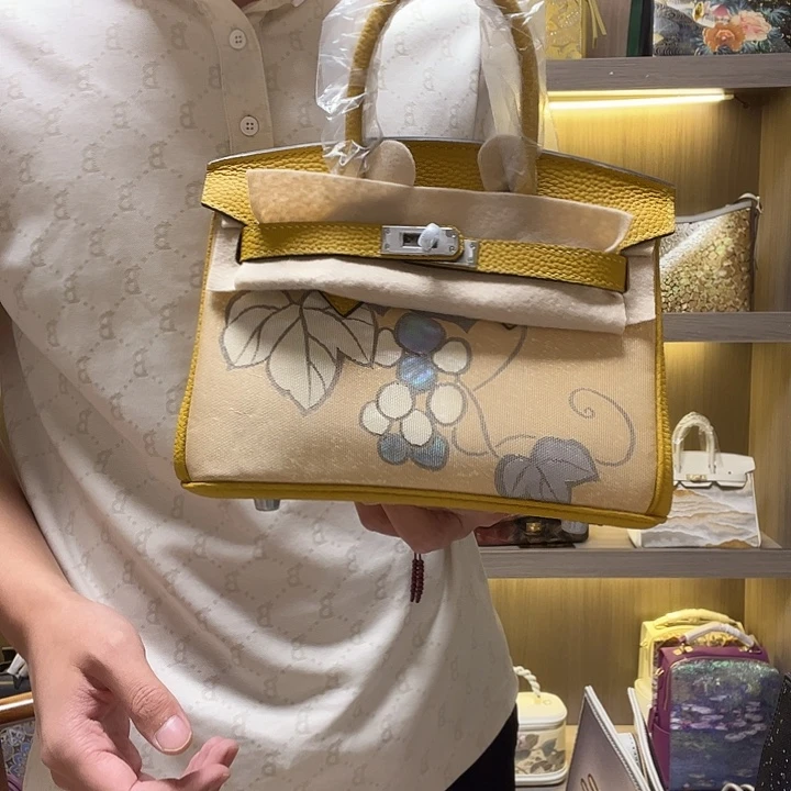 织绣皮*卡一个人一种幸福的感觉就是爽翻天印良