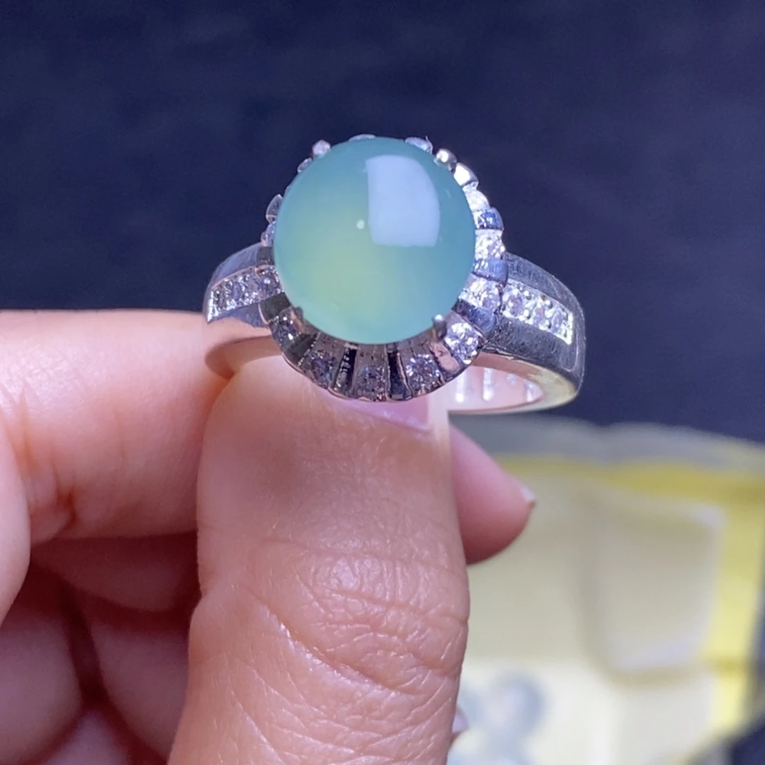 定制翡翠未镶嵌天然翡翠A货