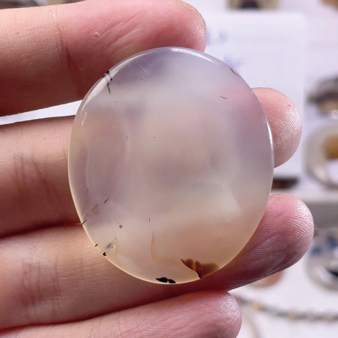 玛瑙/玉髓未镶嵌珠宝奇石