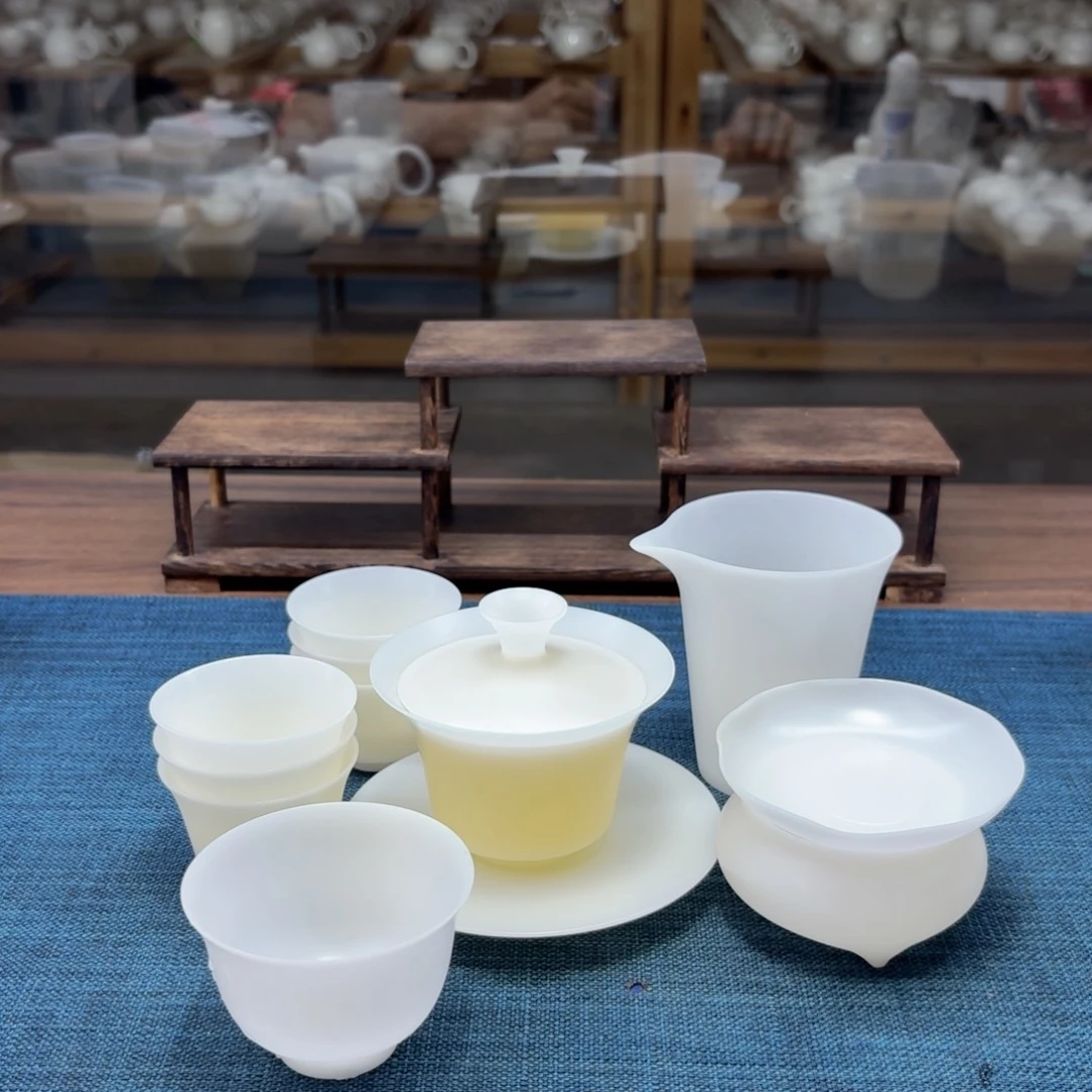 薄胎璞玉冰种玉瓷茶具