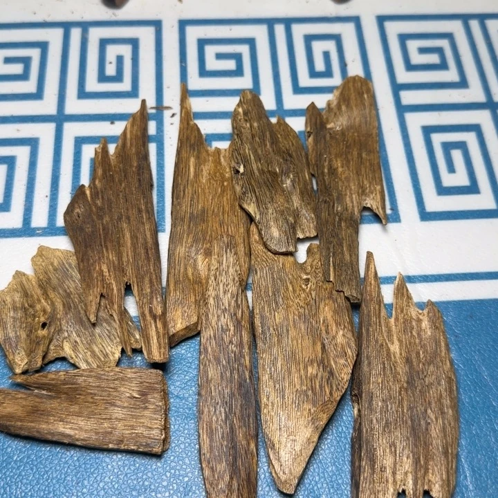 线香绿奇陆河树心108克