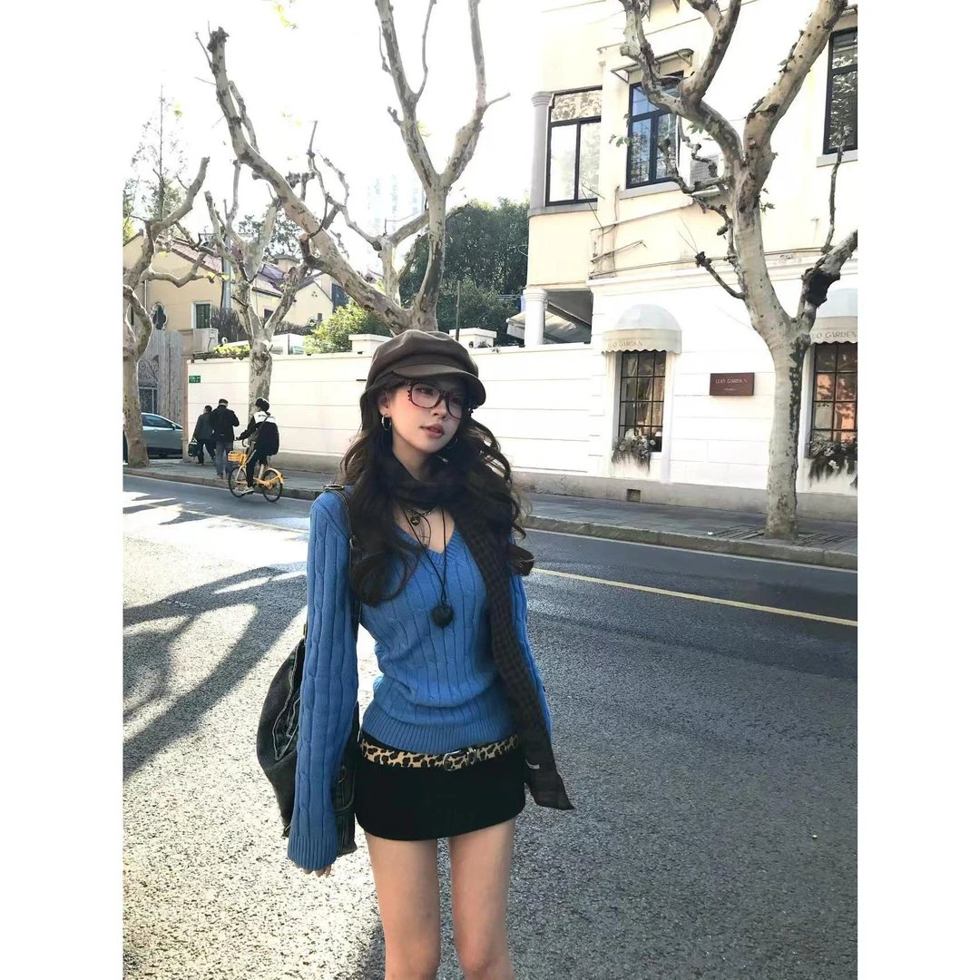 美式辣妹蓝色麻花领毛衣女秋冬2025新款内搭针织打底衫修身上衣