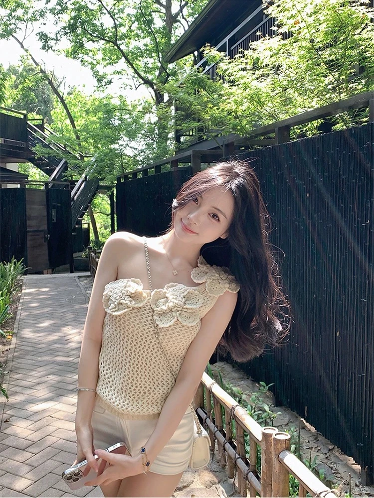 法式气质斜肩立体花朵设计感小众修身显瘦无袖背心上衣女夏季新款