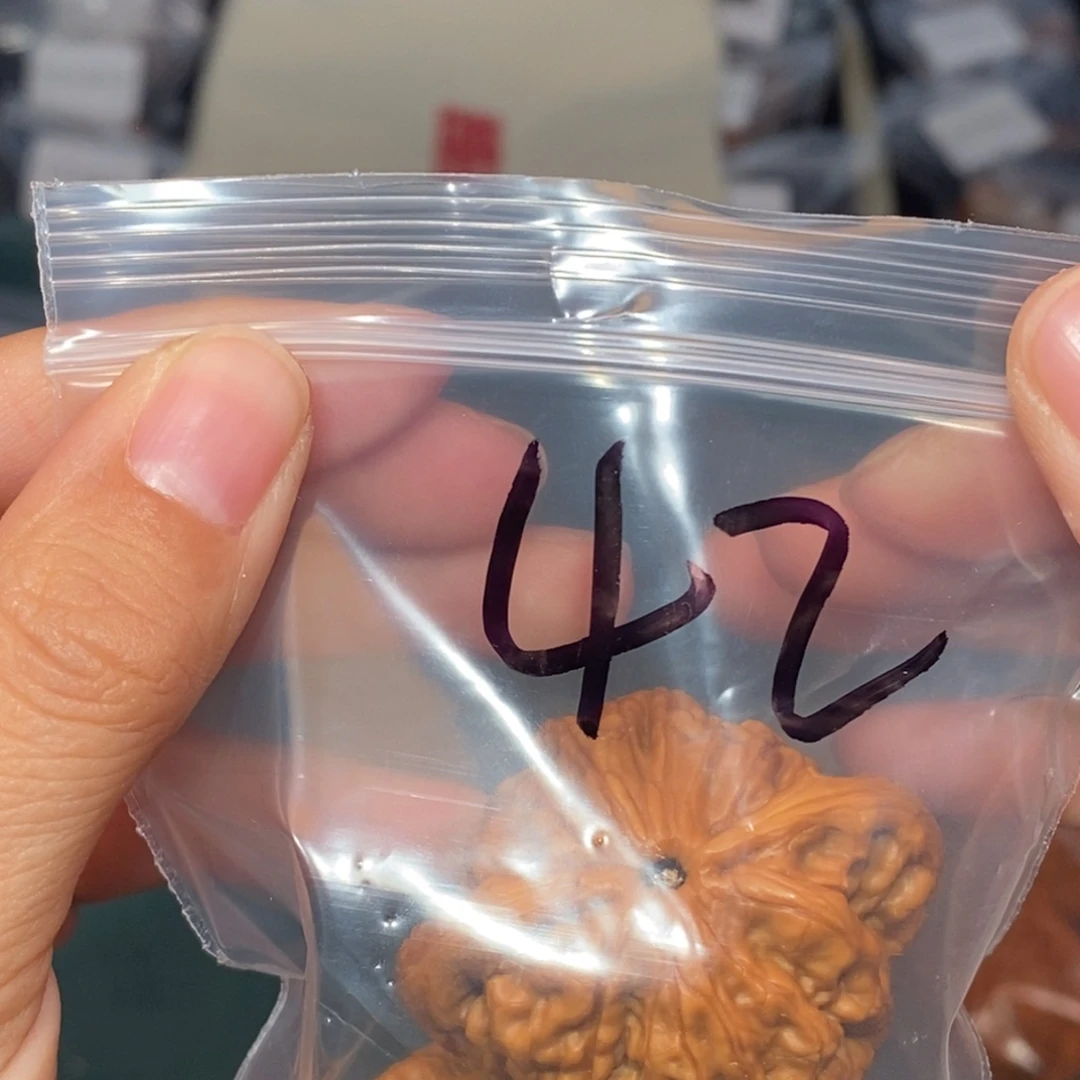 文玩核桃吊坠42金公子