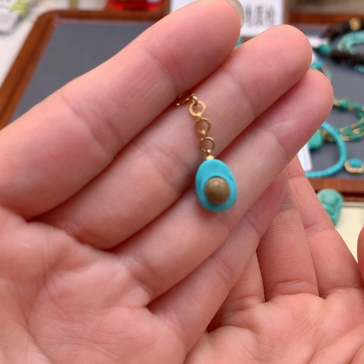 绿松石绿松石配饰18K金镶嵌