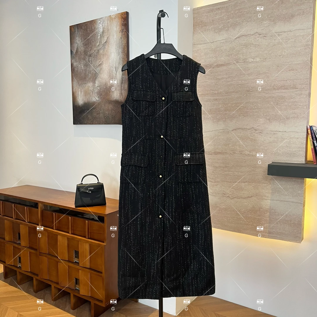 【齐】不褪色复古风显瘦默认款式连衣裙女装轻奢秋冬时尚 H-1503