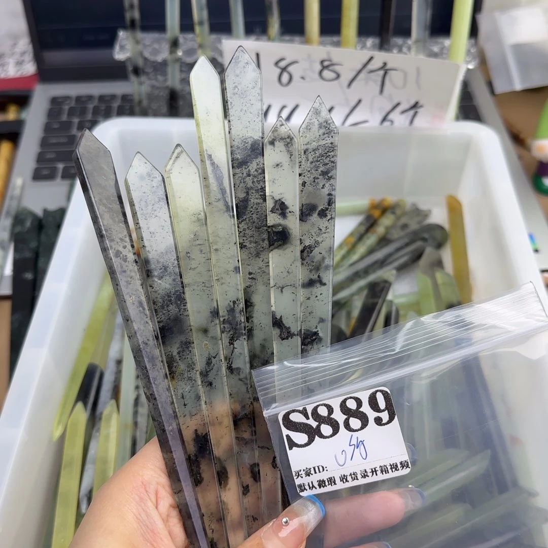 宁***悦蛇纹石玉合金发饰