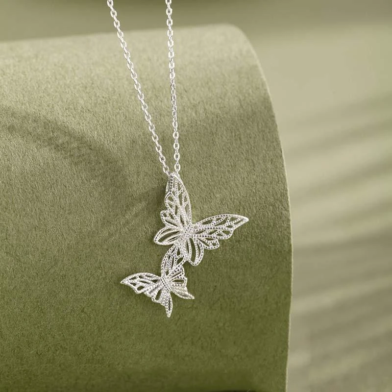 银9999双蝴蝶项链吊坠银小众设计锁骨链女超仙高级感颈链套链饰品