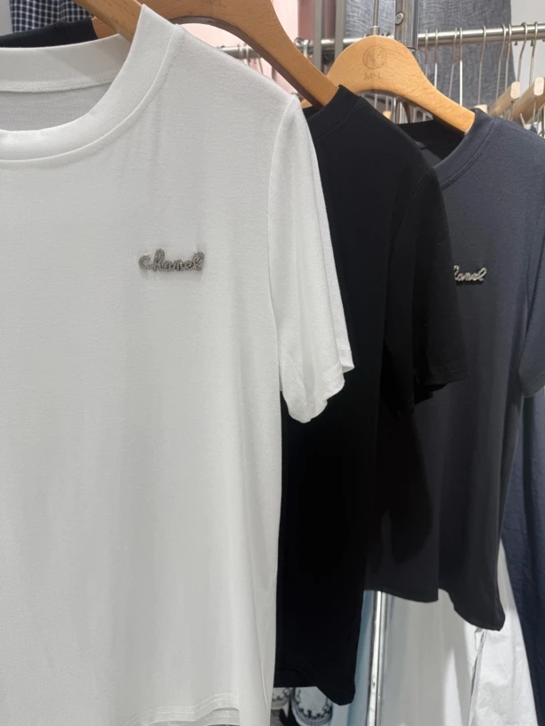 06设计感简约百搭薄款凉爽宽松短袖T恤女夏装新款洋气体恤上衣