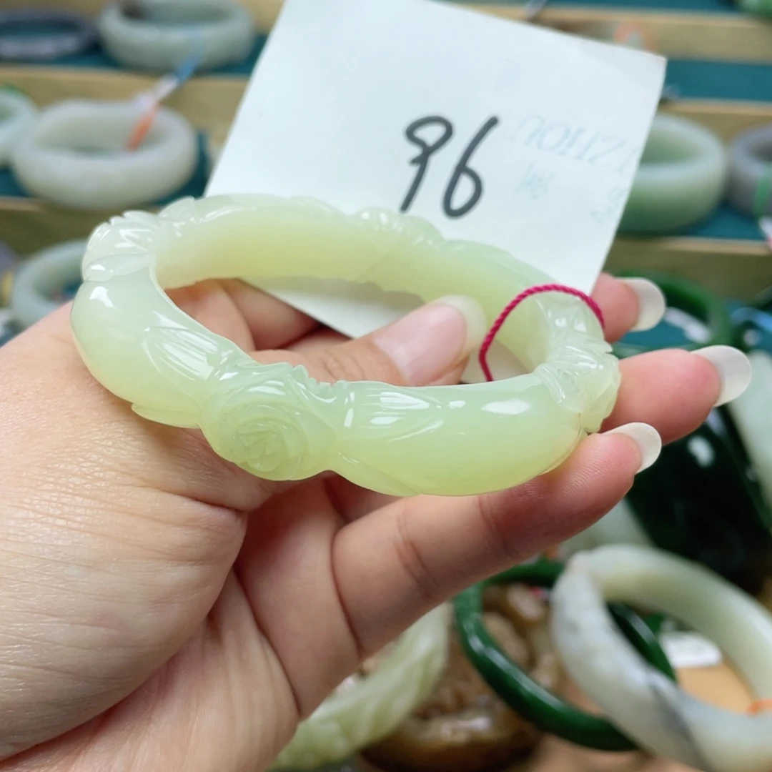 未镶嵌手镯和田玉圈口58