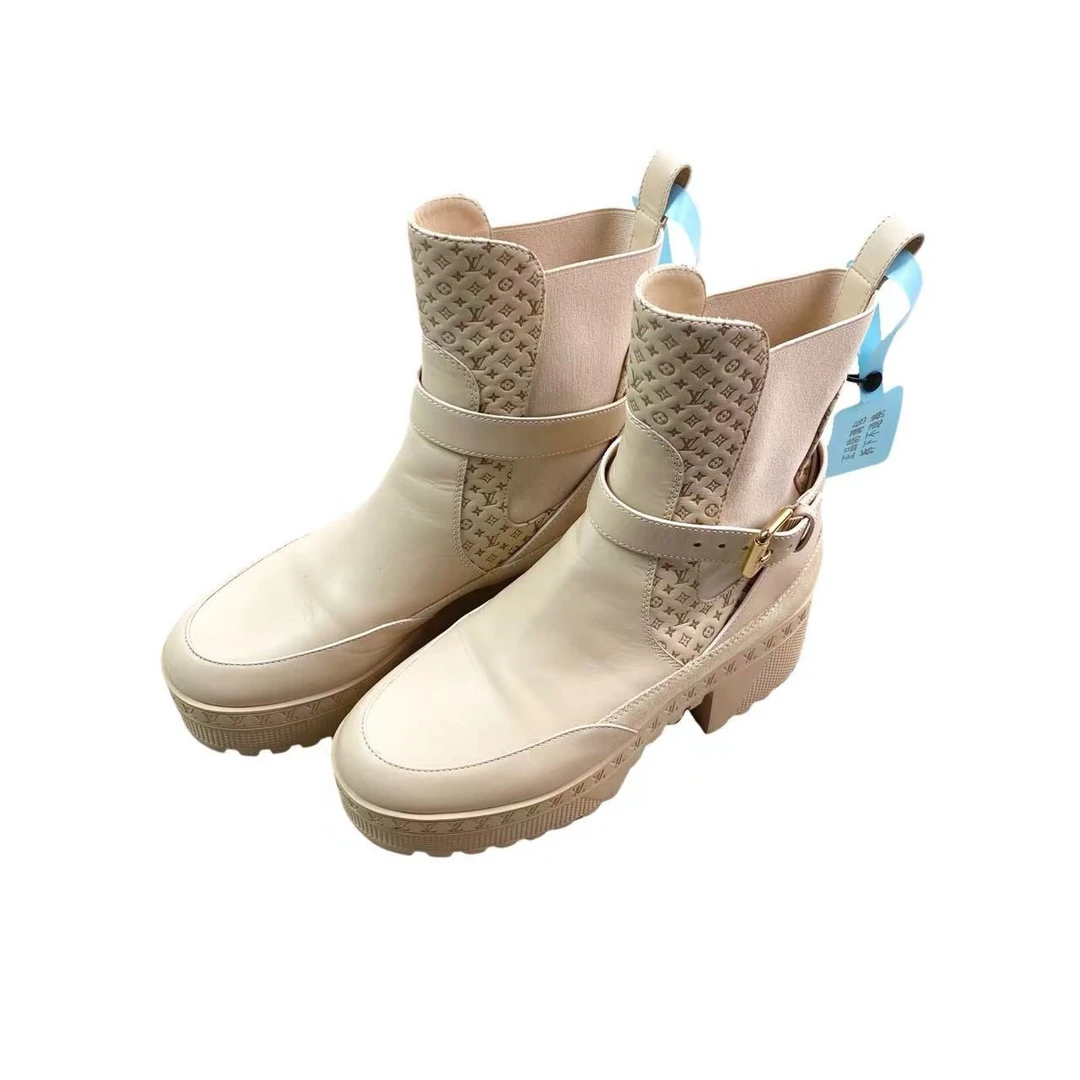 95新 LouisVuitton/路易威登 bb0622 浮雕老花马丁靴 36码