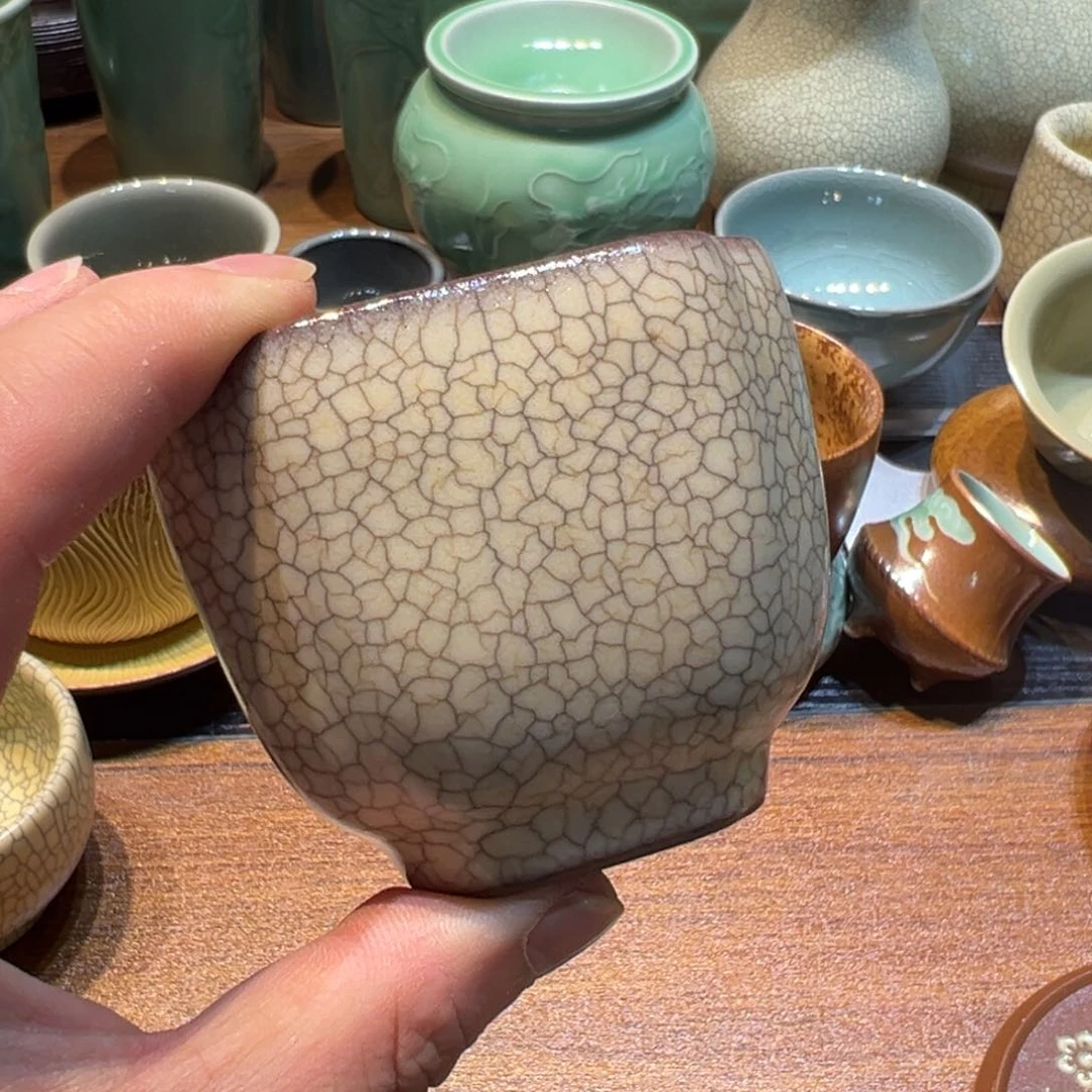 青瓷茶器青瓷茶器微瑕