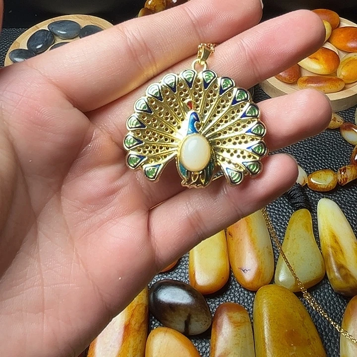 和田玉未镶嵌手串