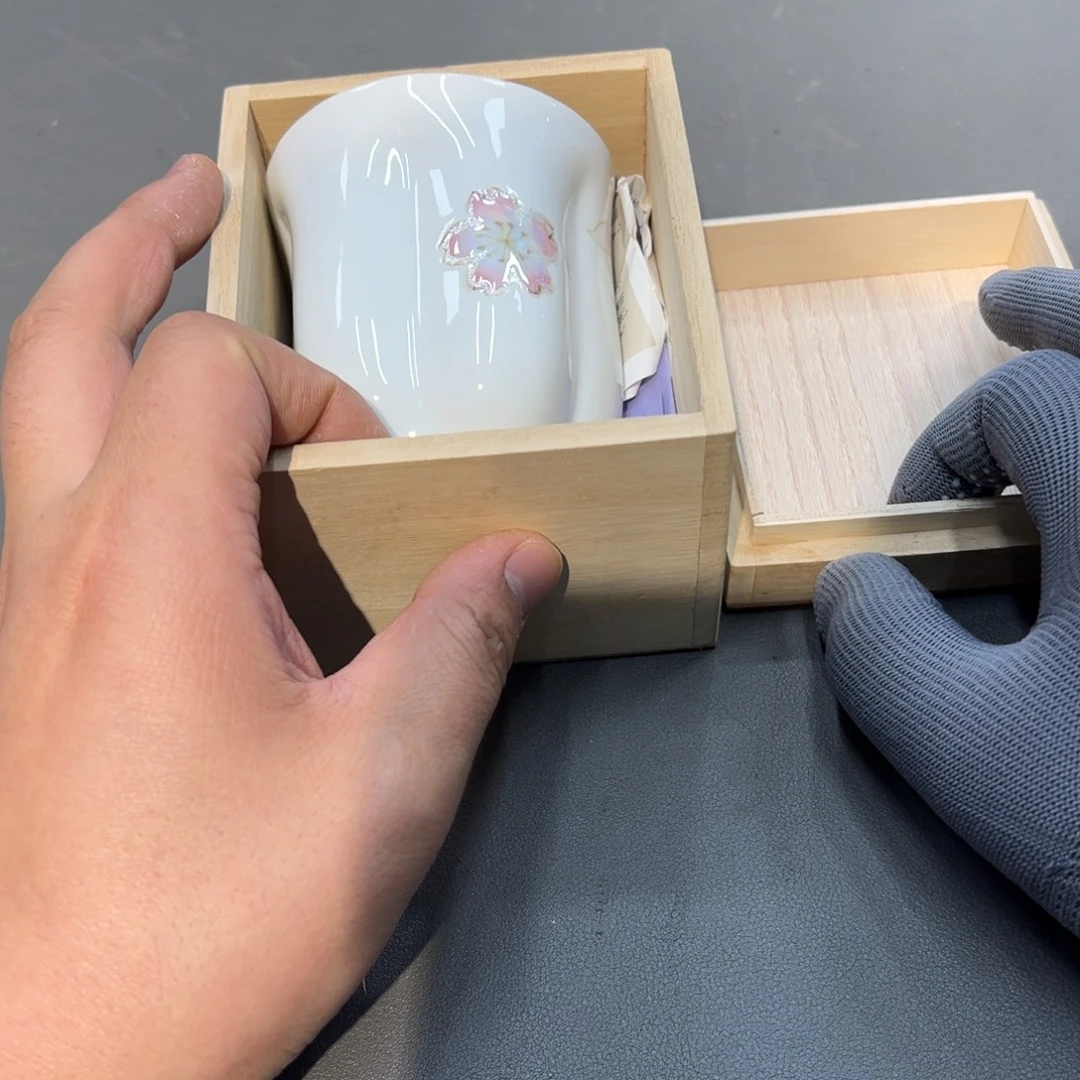 A***N陶瓷中古工艺品摆件