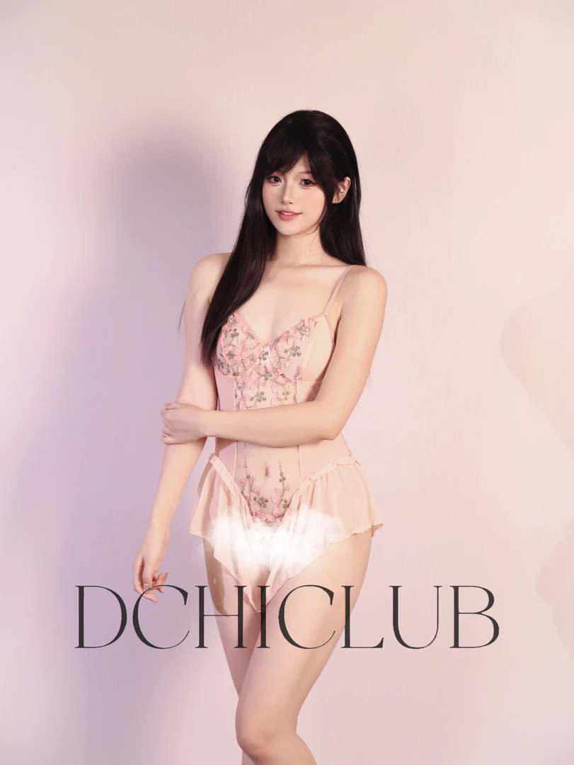 【DCHI】甜蕊-镂空碎花微透连体裙