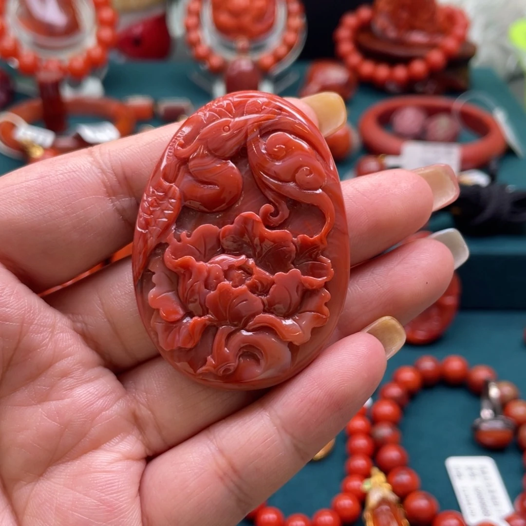 阳***姐南红玛瑙未镶嵌老料川料南红仙鹤牡丹吊坠