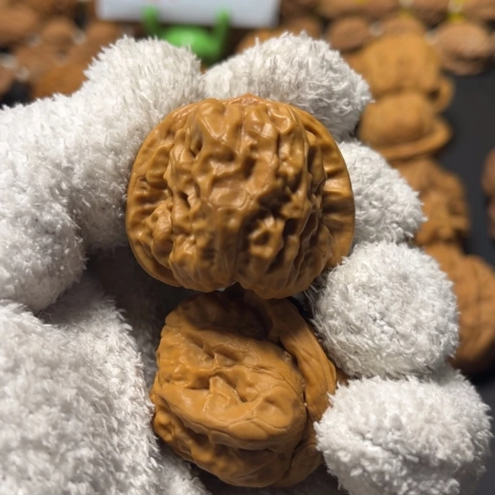 文玩核桃把件【蛤蟆头】36尺左右