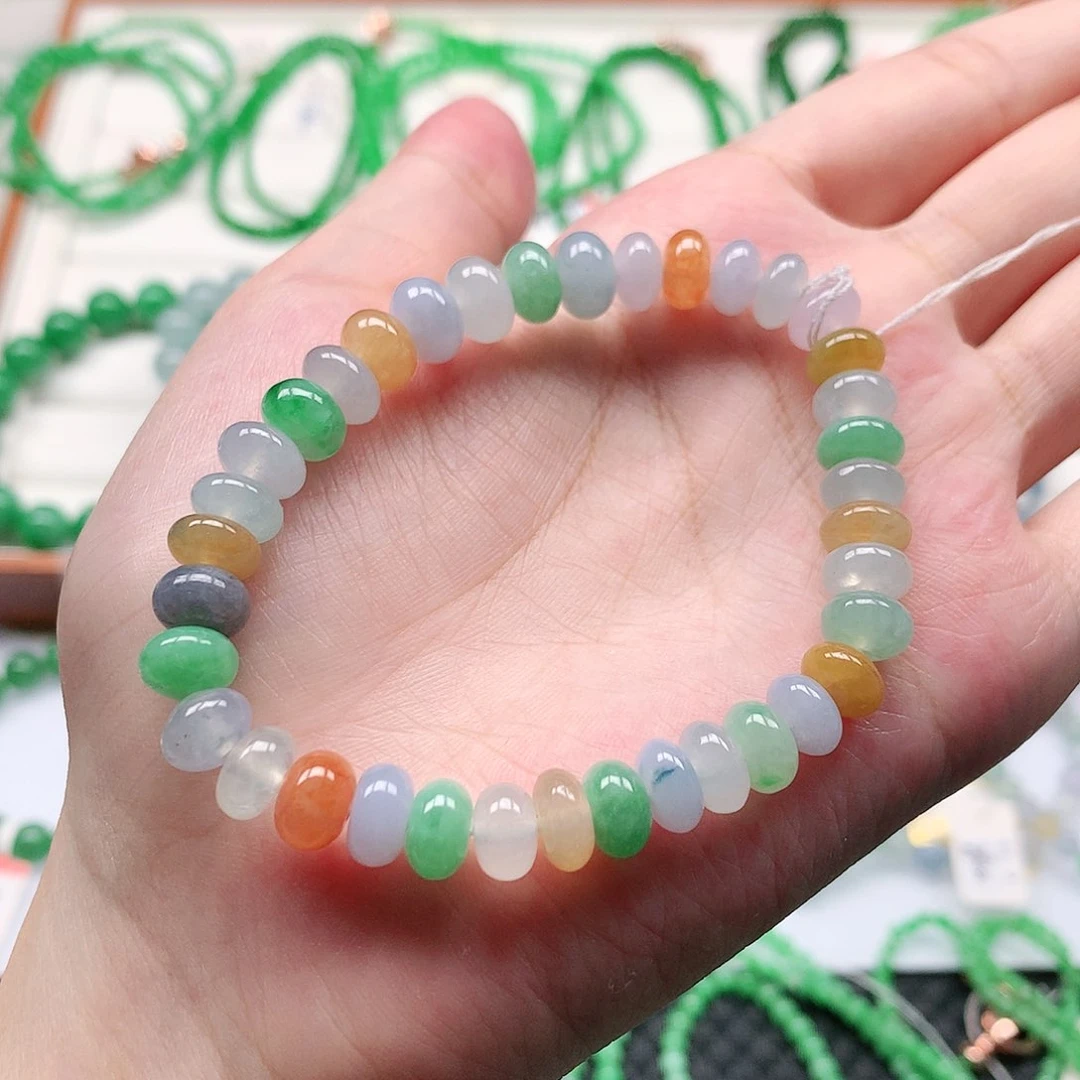 颈饰未镶嵌翡翠手链