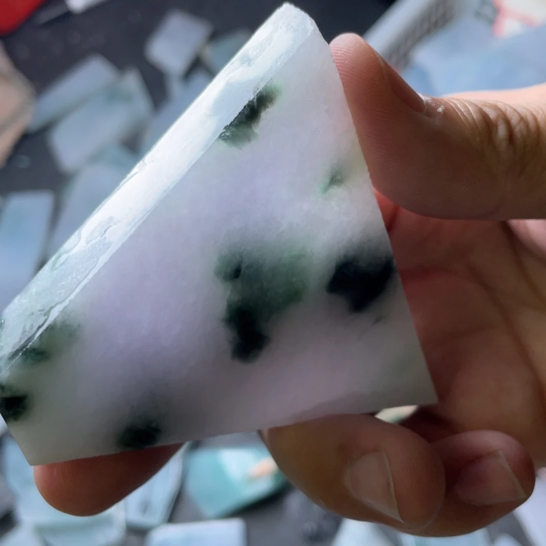 未镶嵌定制翡翠