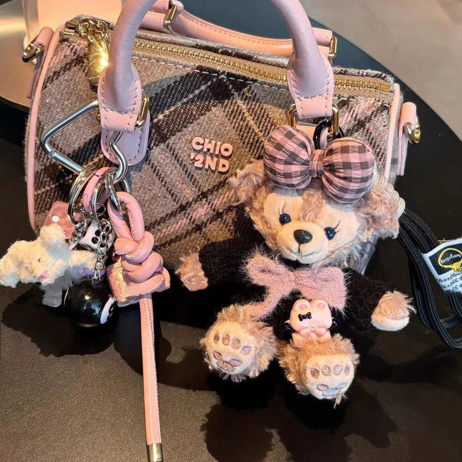 2025年新款雪莉玫挂件毛绒玩偶包包挂件钥匙扣达菲熊公仔小挂饰gh