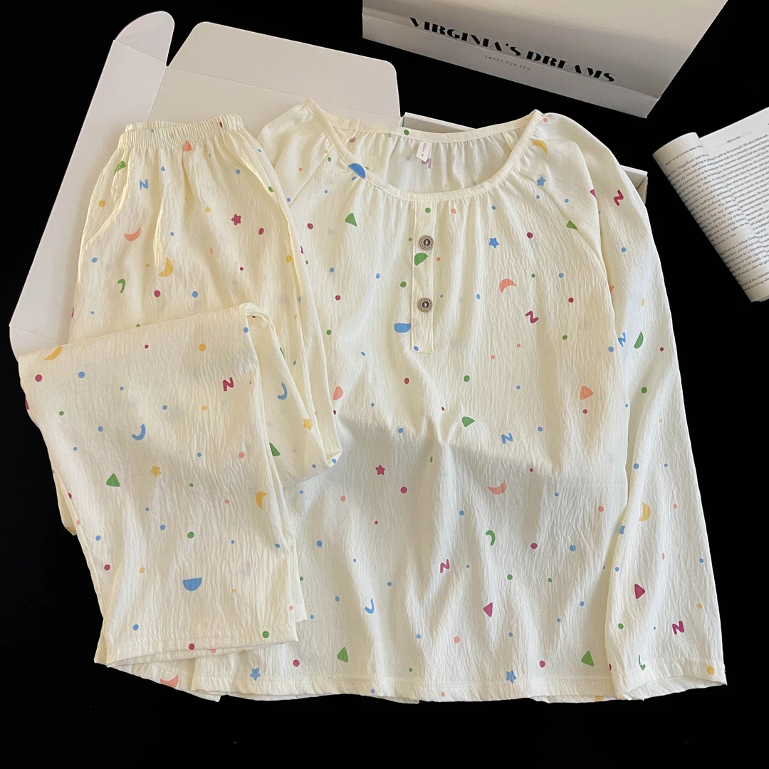 芯语婷春秋季新款彩色字母云朵泡泡纱女士睡衣冬季长袖套装可外穿